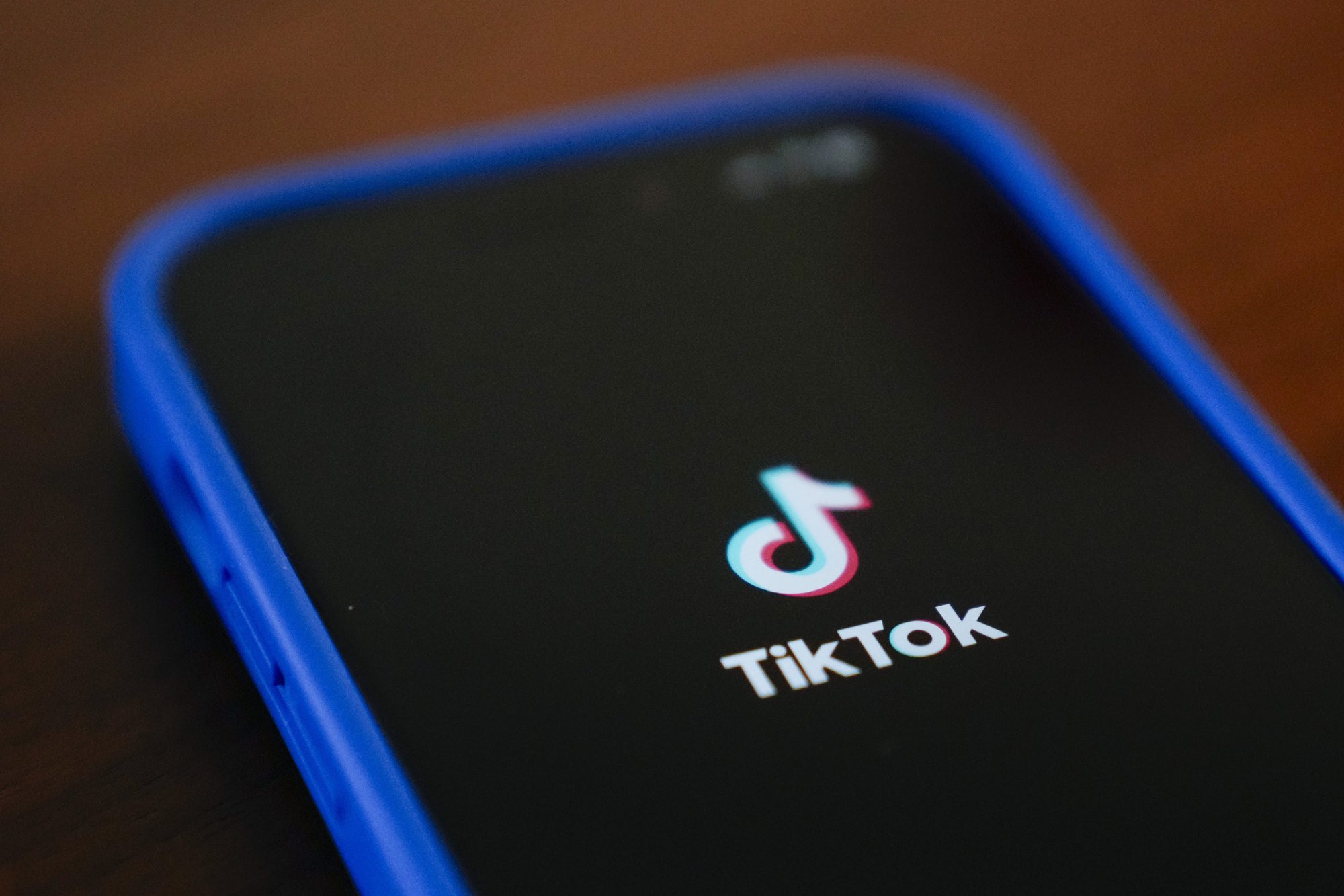 Meta lôi kéo nhà sáng tạo nội dung từ TikTok bằng gói thưởng 'khủng'