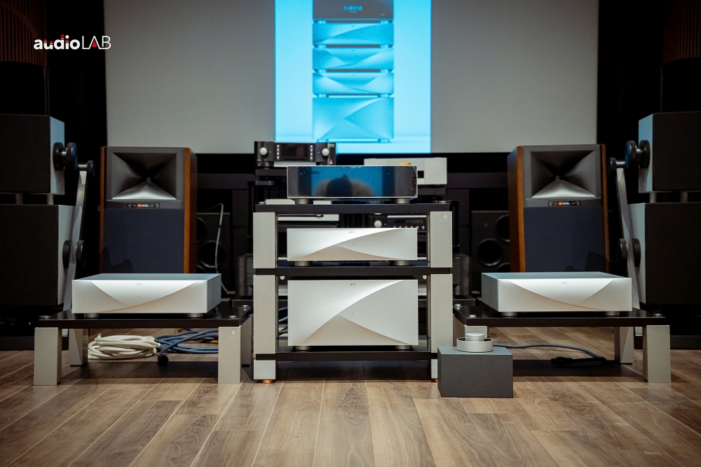 Audio_LAB_Audio LAB dCS Varèse  (2).jpg