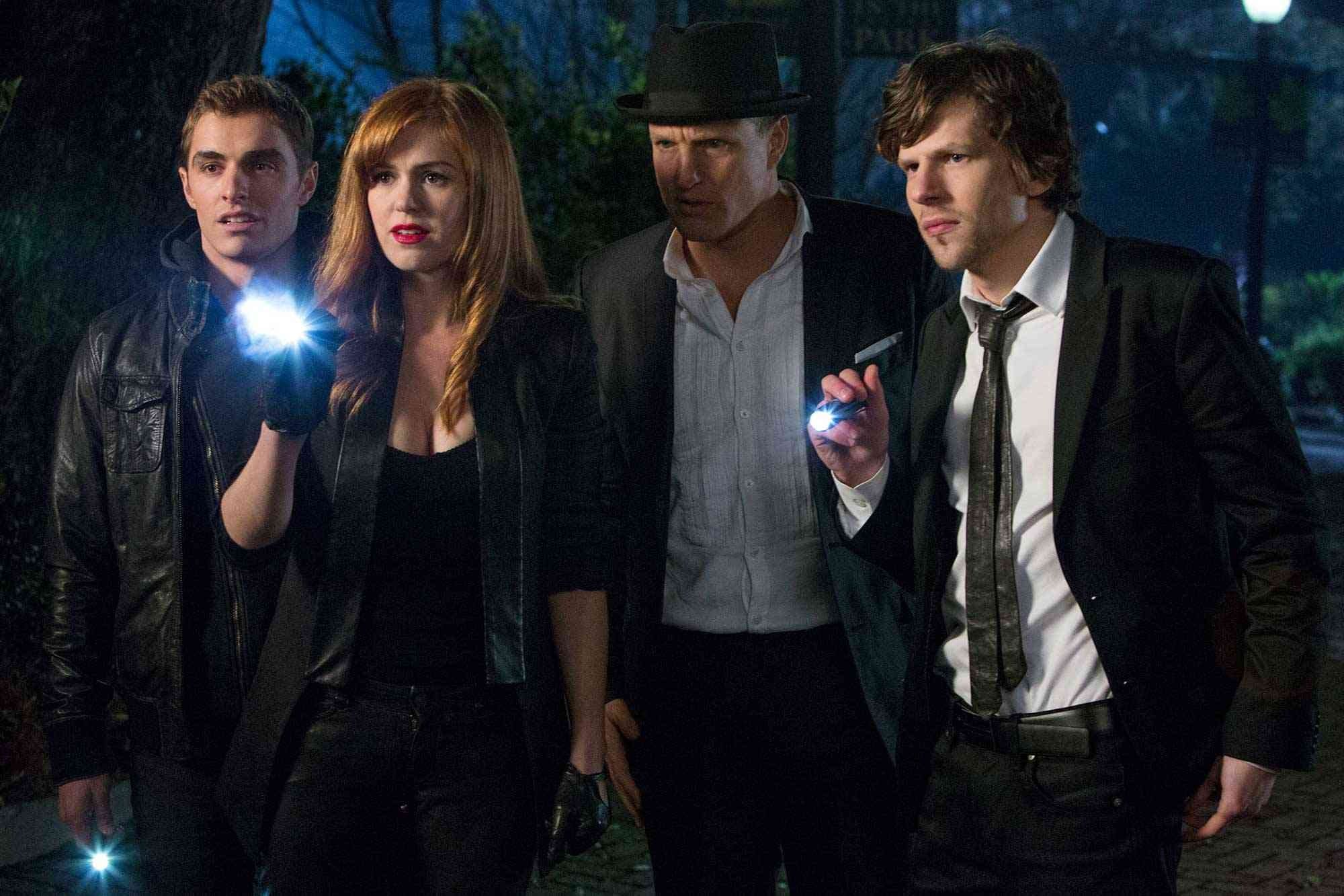 Bộ Tứ Kỵ Sĩ ảo thuật gia tái xuất trong Now You See Me 3 sau gần 1 thập kỷ vắng bóng Bộ Tứ Kỵ Sĩ ảo thuật gia tái xuất trong Now You See Me 3 sau gần 1 thập kỷ vắng bóng
