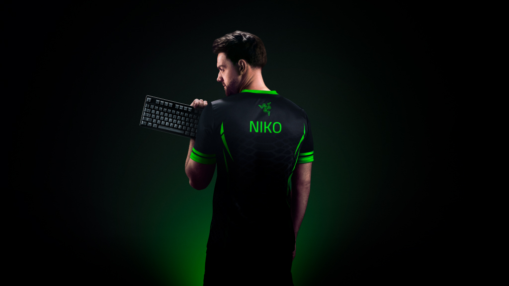 razer_huntsman_v3_pro_8khz_002.jpg (128 KB)