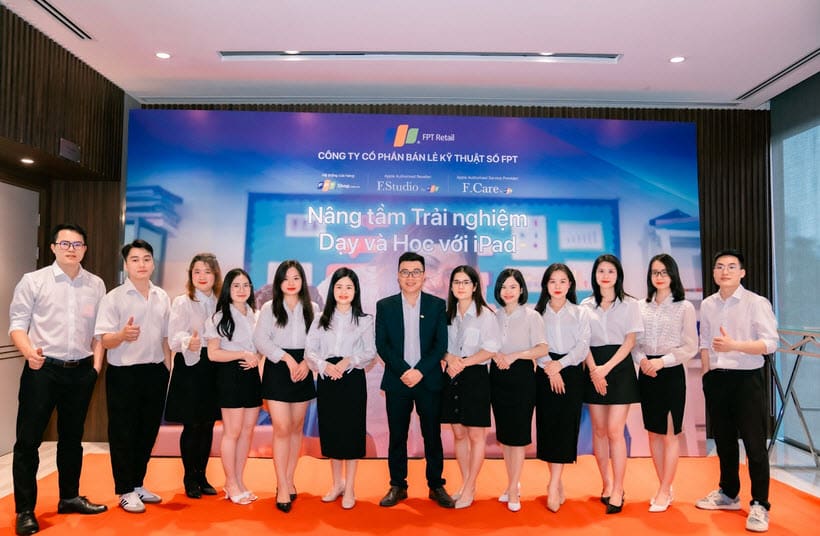 FPT Shop nâng tầm năng lực phục vụ doanh nghiệp và giáo dục với hệ sinh thái giải pháp Apple toàn diện FPT Shop nâng tầm năng lực phục vụ doanh nghiệp và giáo dục với hệ sinh thái giải pháp Apple toàn diện