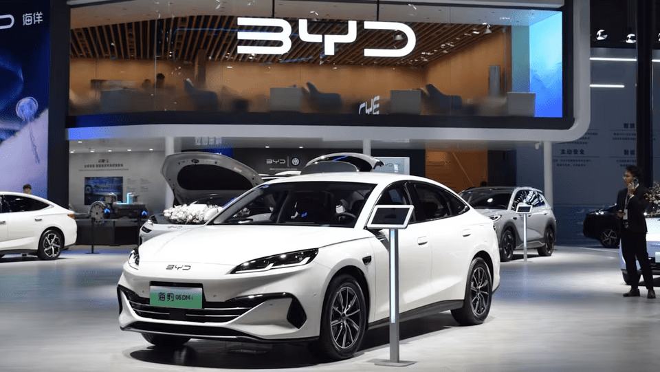Nhật mất ngôi vương nắm giữ suốt 20 năm qua vào tay Trung Quốc
