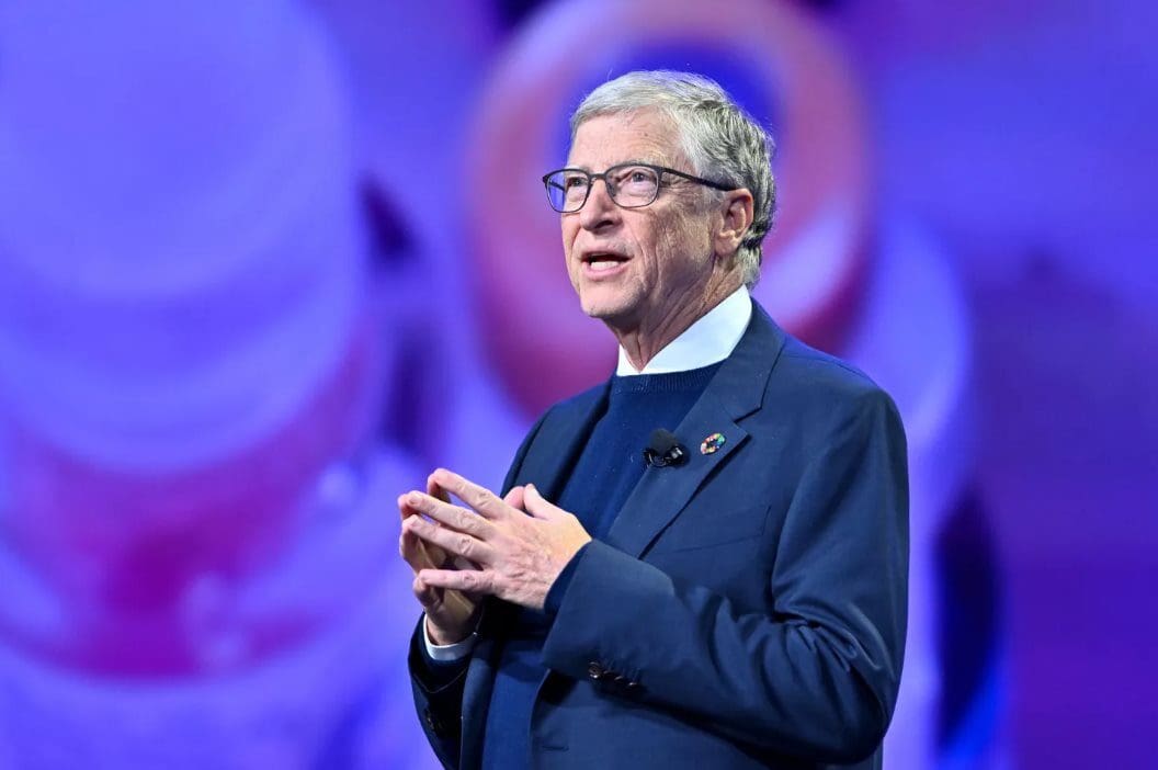 Bill Gates tiên đoán ‘lạnh gáy’ về tương lai thế giới 2 thập kỷ tới: Phát minh thay đổi xã hội nhiều nhất cũng là mối nguy hàng đầu Bill Gates tiên đoán ‘lạnh gáy’ về tương lai thế giới 2 thập kỷ tới: Phát minh thay đổi xã hội nhiều nhất cũng là mối nguy hàng đầu