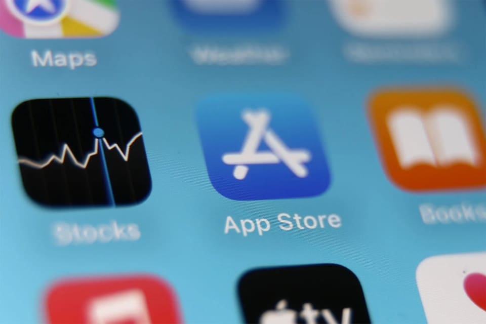 Ứng dụng 'thần chết' bất ngờ đứng đầu bảng xếp hạng App Store