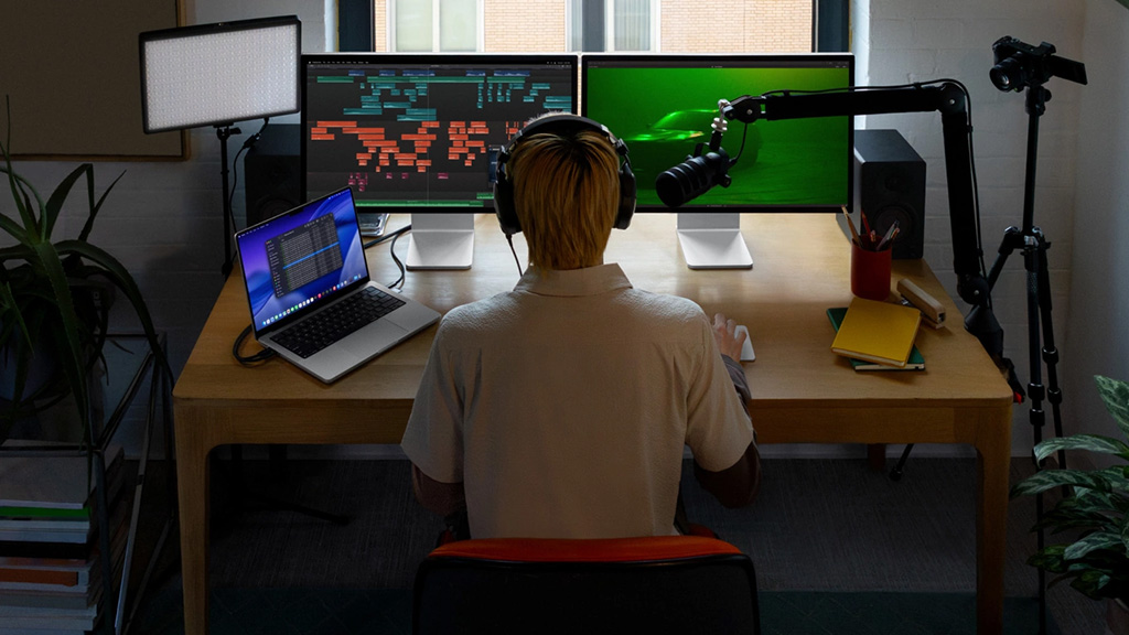 apple_creator_studio_002.jpg (185 KB)