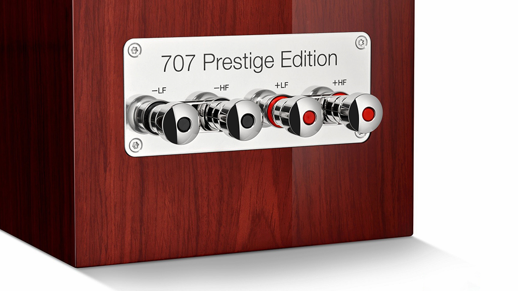 bowers___wilkins_707_prestige_edition_005.jpg (299 KB)