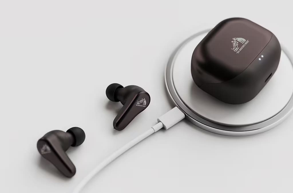 Tai nghe JVC HA-A110T mang đến âm thanh độ phân giải cao với thiết kế nút tai Spiral Dot độc đáo