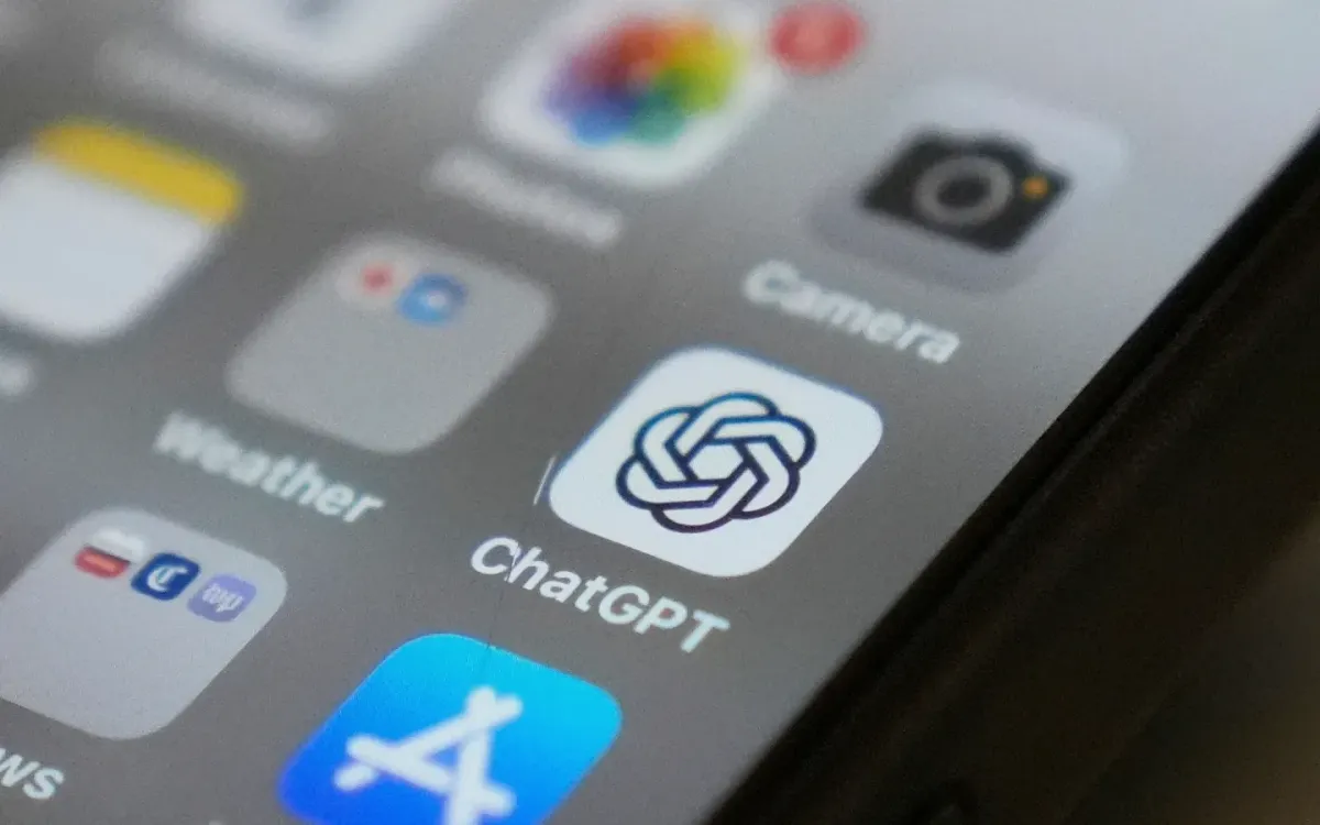 ChatGPT sắp cho phép nội dung nhạy cảm, dấy lo ngại lộ dữ liệu cá nhân