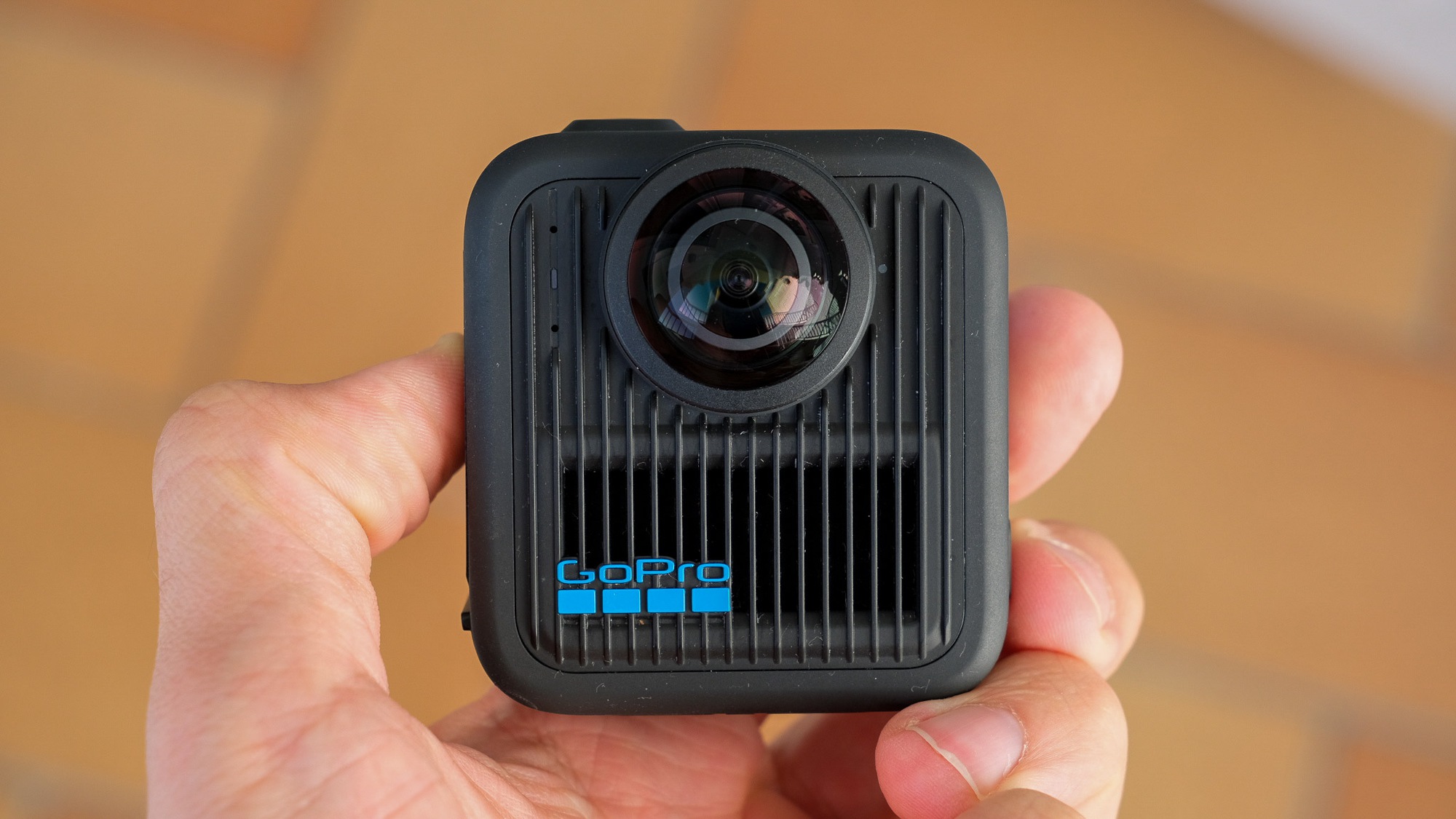 GoPro cắt giảm 23% nhân sự ngay trước thềm ra mắt thế hệ camera mới: Bước đi mạo hiểm giữa lúc khó khăn tài chính - Ảnh 2. GoPro cắt giảm 23% nhân sự ngay trước thềm ra mắt thế hệ camera mới: Bước đi mạo hiểm giữa lúc khó khăn tài chính - Ảnh 2.