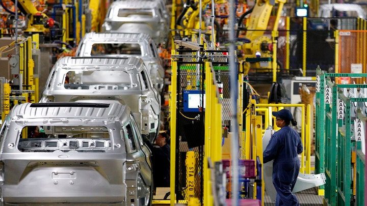 Bài học xương máu khi ảo tưởng sức mạnh trí tuệ nhân tạo: Ford tuyển dụng lại các kỹ sư giàu kinh nghiệm sau khi trí tuệ nhân tạo không đạt kỳ vọng Bài học xương máu khi ảo tưởng sức mạnh trí tuệ nhân tạo: Ford tuyển dụng lại các kỹ sư giàu kinh nghiệm sau khi trí tuệ nhân tạo không đạt kỳ vọng